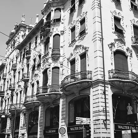 Yhome | Palazzo Priotti * Torino